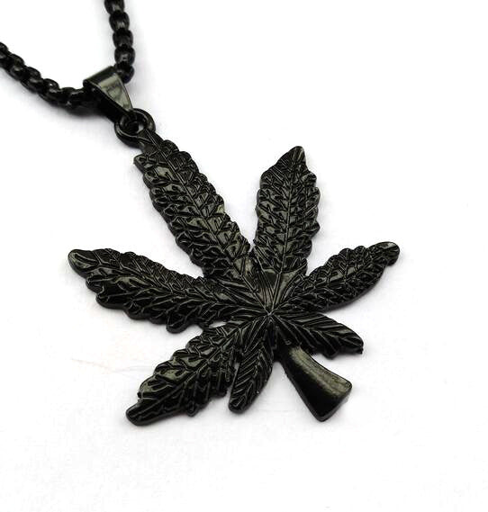 Women's & Men's Hip Hop Gold Sier Black Maple Leaf Necklaces