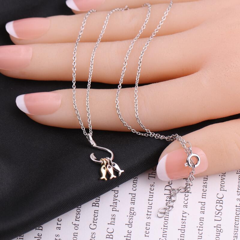 Women's Gold Three Small Fish Short Niche Bag Clavicle Necklace