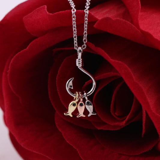 Women's Gold Three Small Fish Short Niche Bag Clavicle Necklace