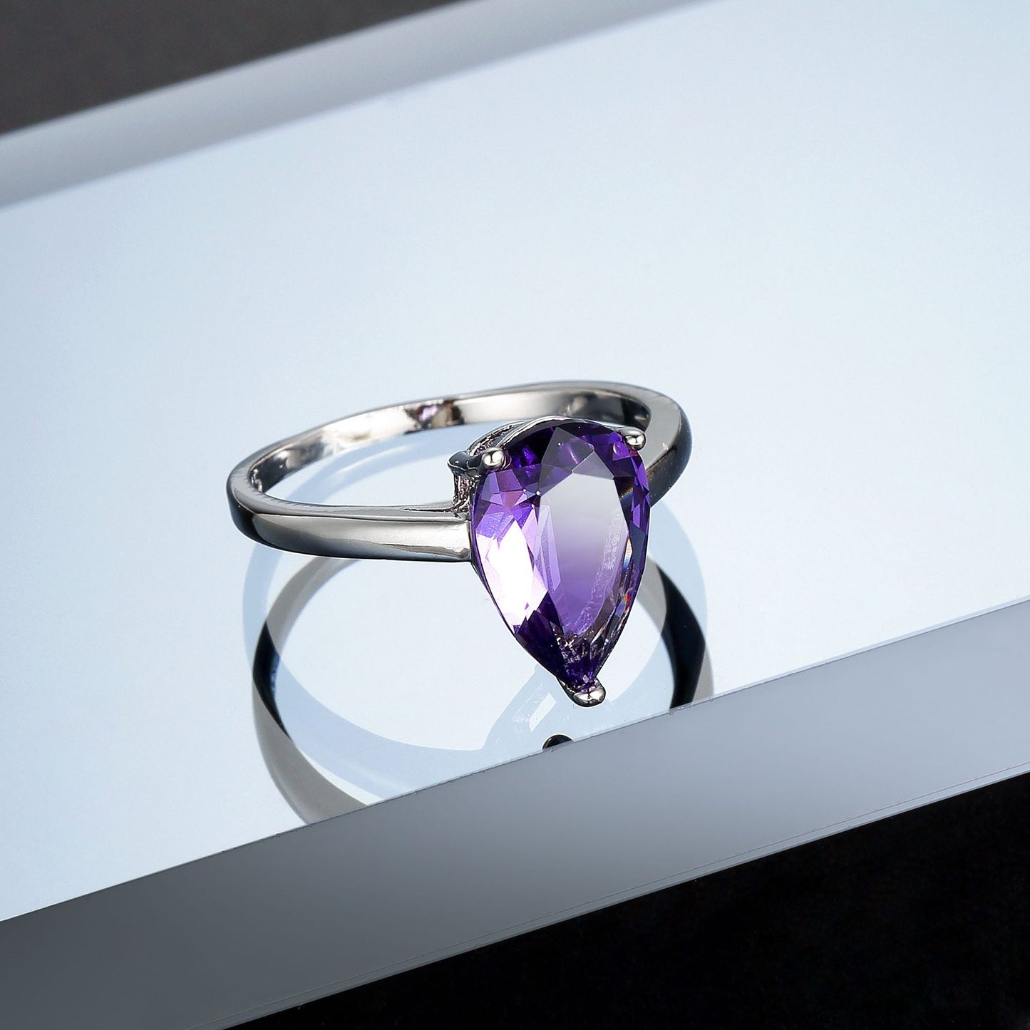 Purple Zircon Fashion Exquisite Small Inlaid Diamond Ring