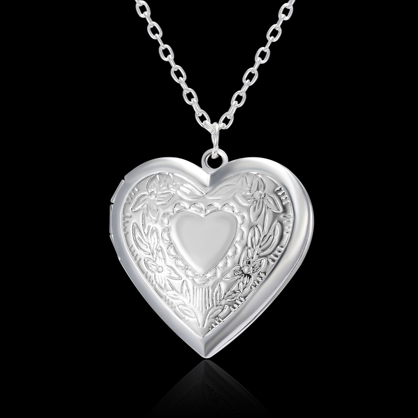 Women's Love Heart Openable Frame Box For Necklaces