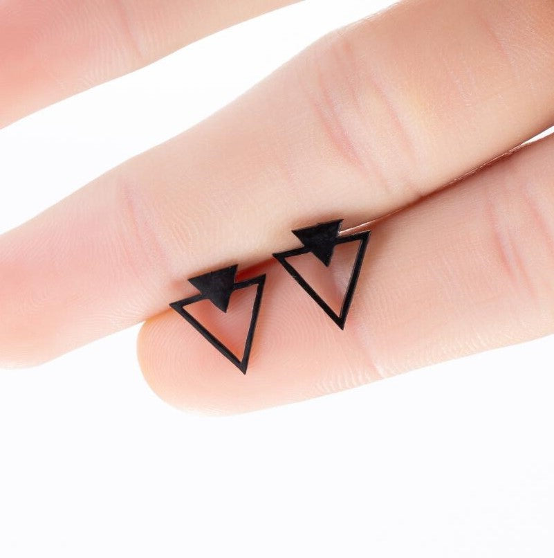 Women's Korean Style Fashion Geometry Pattern Hollow Triangle Black Geometric Double Stud Earrings