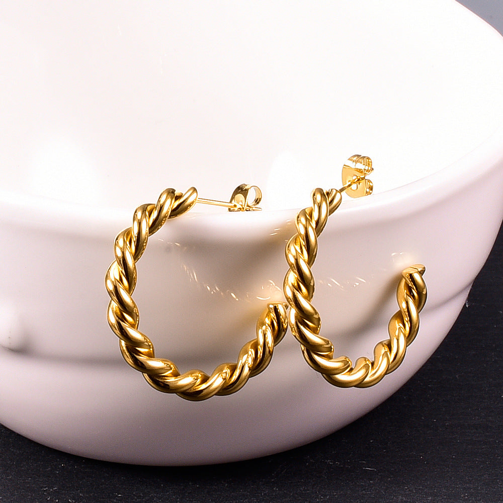 Gold-plated Twist Wave Metal Hollow Hoop Retro Rings