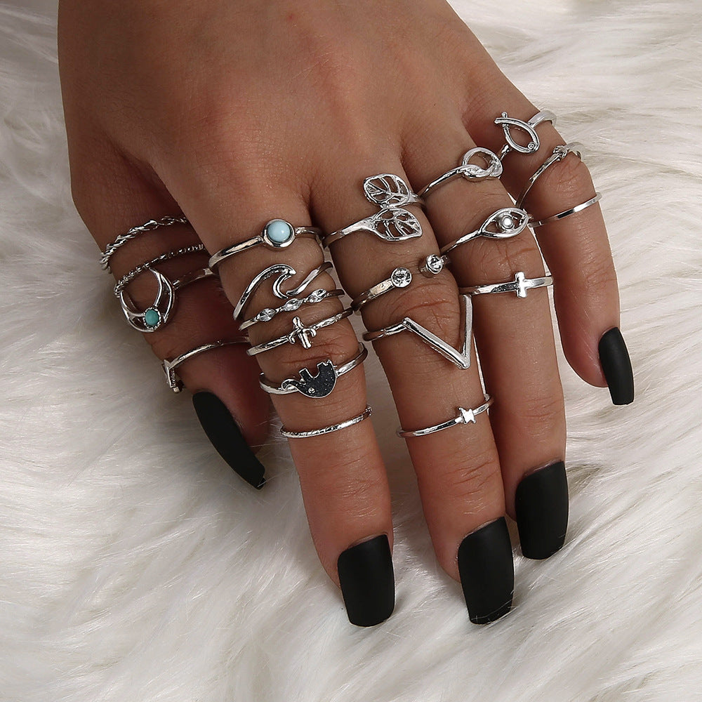 Retro V-shaped Leaves Eye Geometric Circle Rings