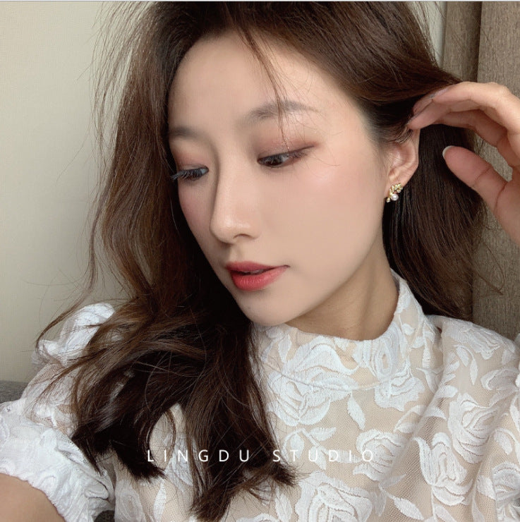 Leaves Full Diamond Pearl Small Zircon Stud Earrings