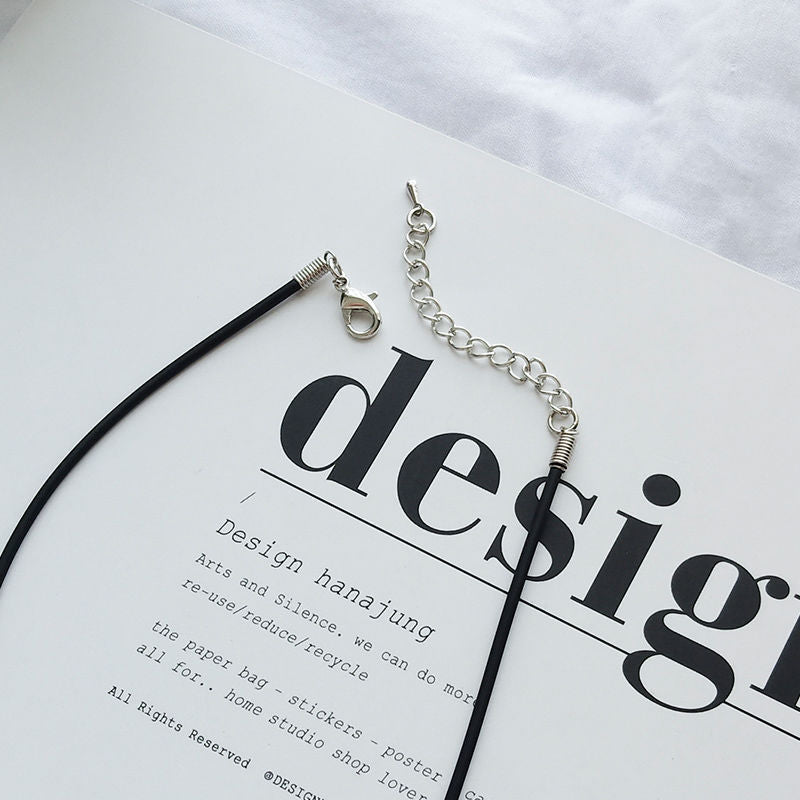 Personalized Leather Rope Female Korean Style Clavicle Necklaces