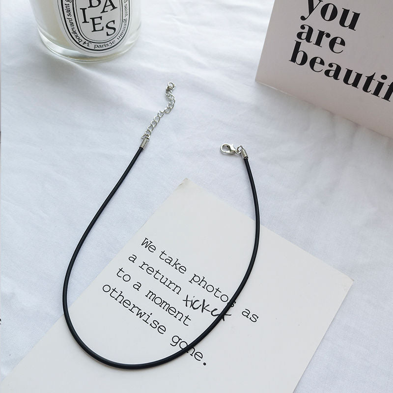 Personalized Leather Rope Female Korean Style Clavicle Necklaces