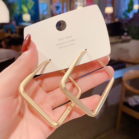 Women's Sier Needle Matte Gold For Graceful Korean Style Geometric Ear Earrings