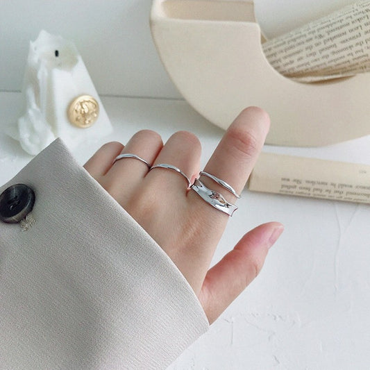 Women's Retro Irregular Thin Personalized Glossy Overlay Rings