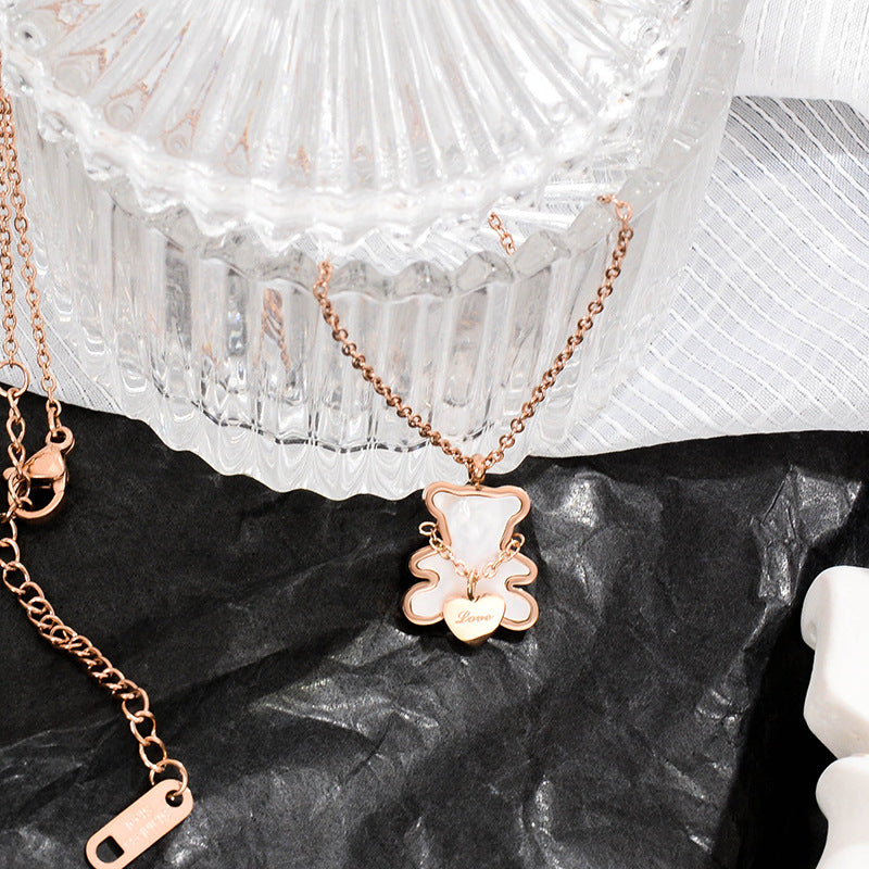 Women's Fashion Bear Shell Titanium Steel Clavicle Necklaces