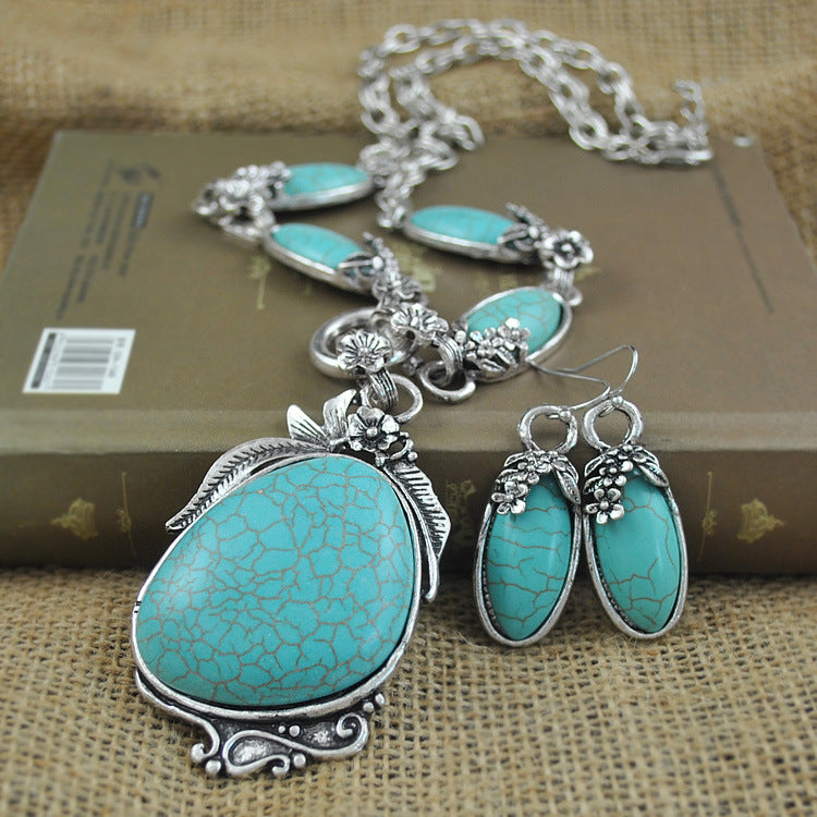 Women's Ethnic Style Handmade Beaded Turquoise Niche Necklaces