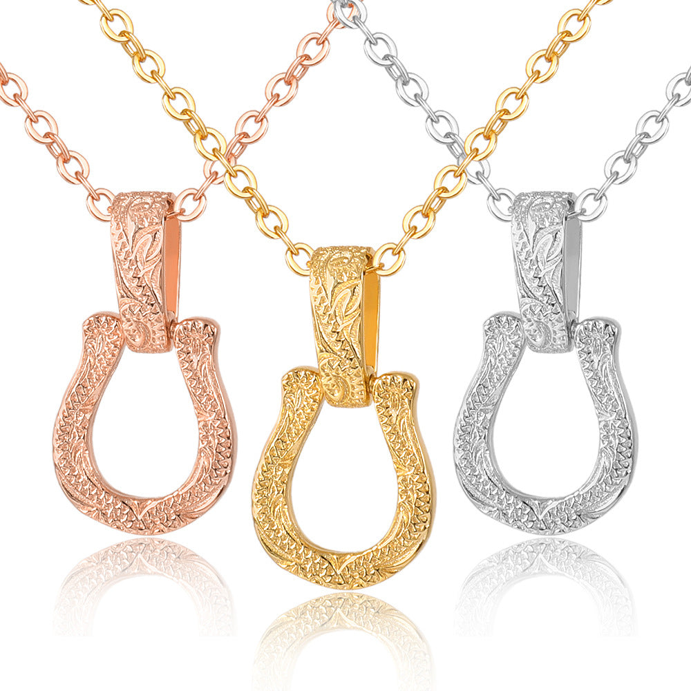 Horseshoe-shaped Embossed Gold Plating Copper Three Necklaces