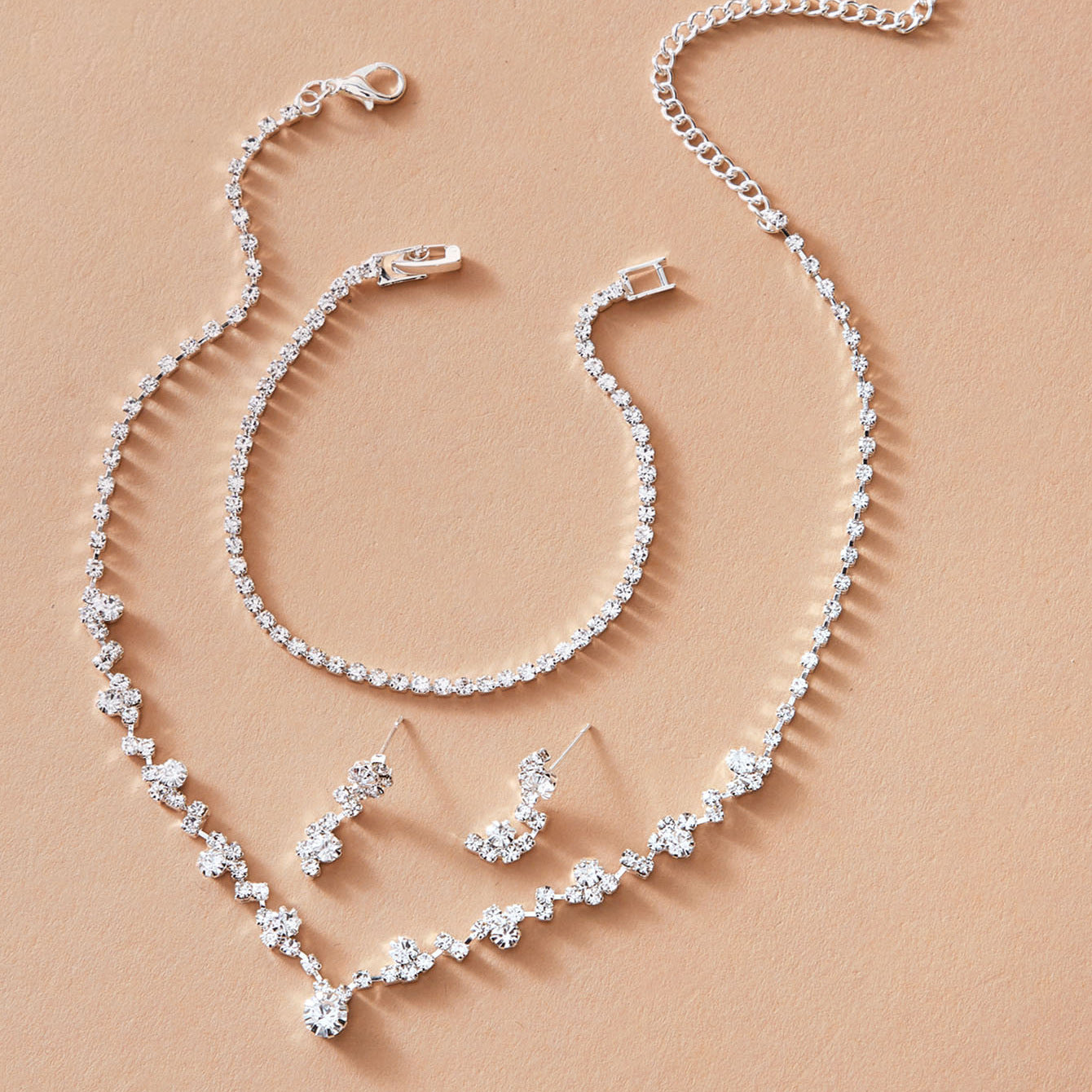 Women's Simple Diamond Metal Six-pointed Star Bride Bridesmaid Necklaces
