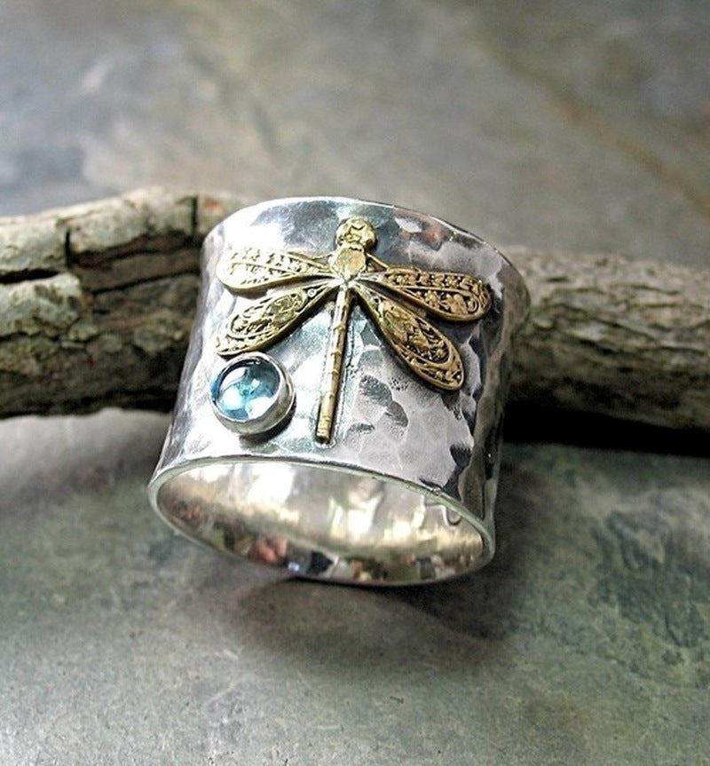 Comfortable Luxury Vintage Aquamarine Dragonfly Hand Ring