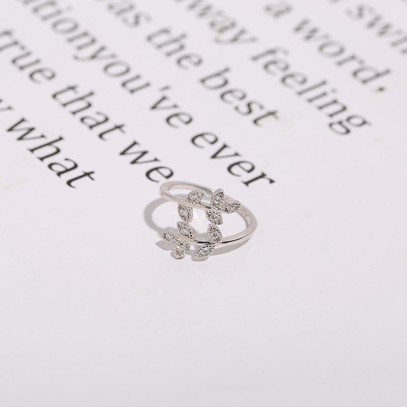 Fresh Refined Rhinestone Leaves Open Artistic Ring