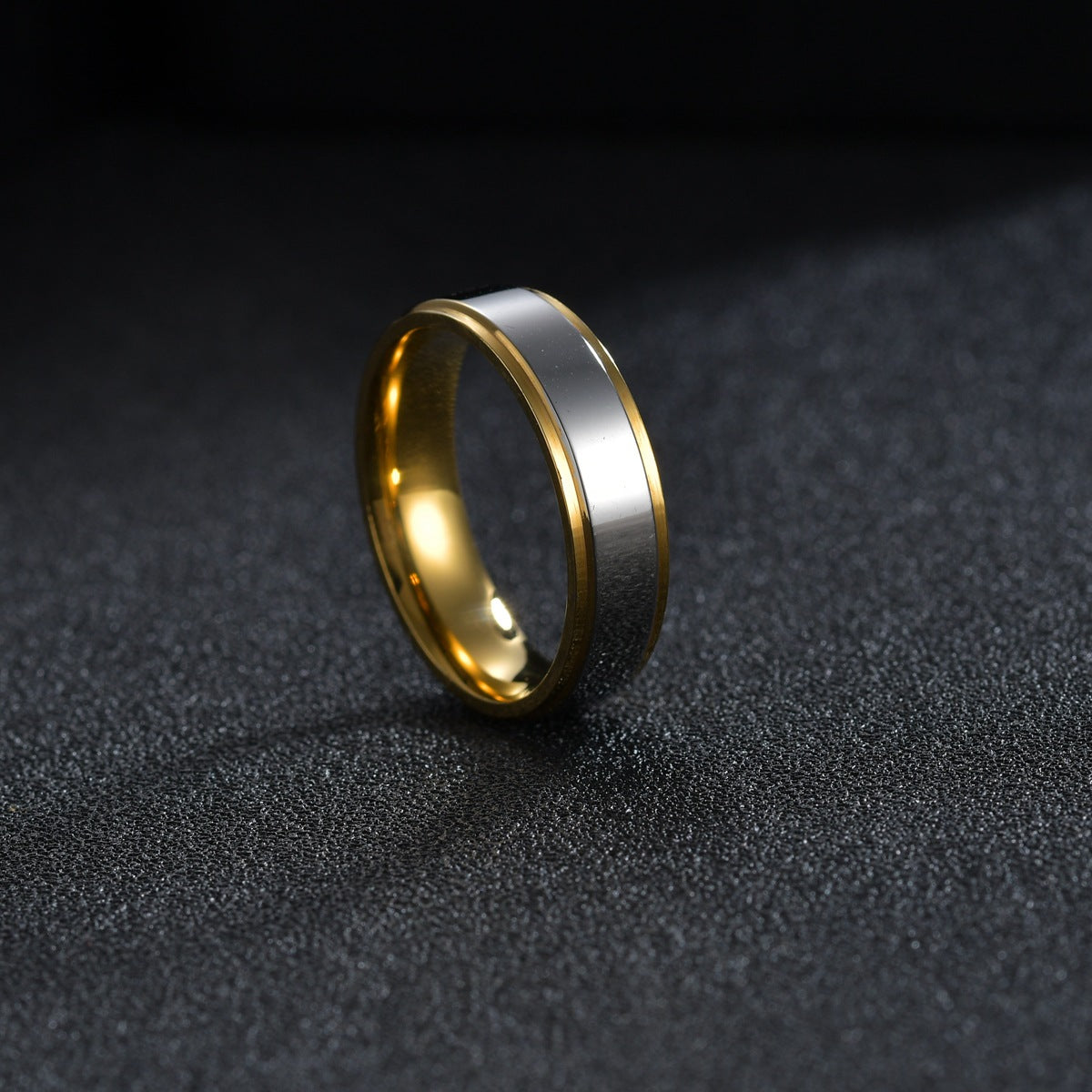 Men's Stainless Steel Gold Pair For Couple Valentine's Day Domineering Rings