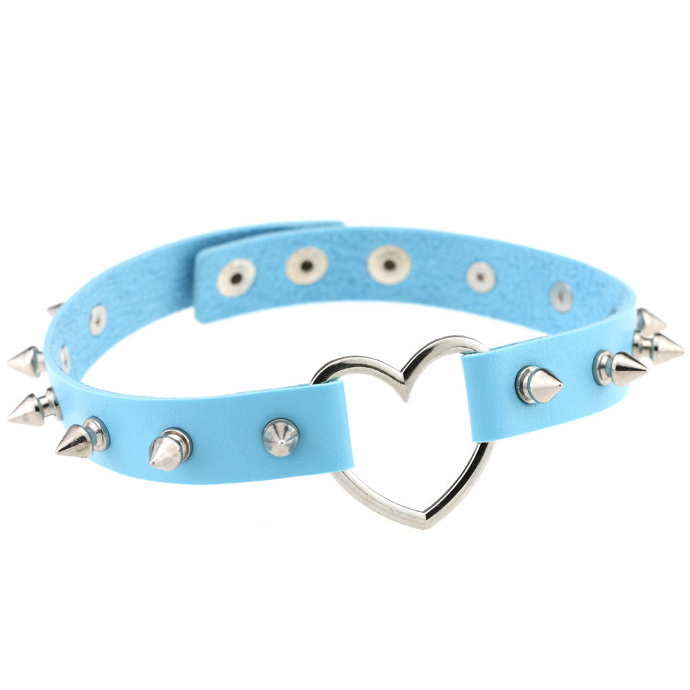 Women's Soft Spike Rivet Leather Peach Heart-shaped Neck Band Necklaces