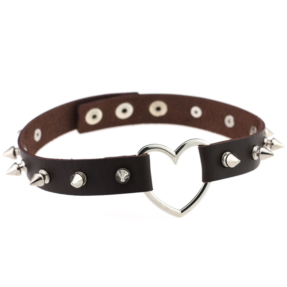 Women's Soft Spike Rivet Leather Peach Heart-shaped Neck Band Necklaces
