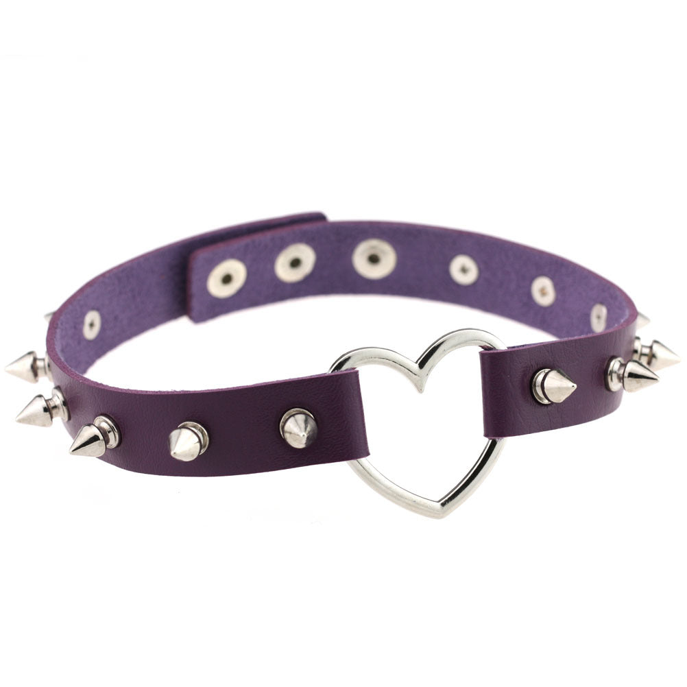 Women's Soft Spike Rivet Leather Peach Heart-shaped Neck Band Necklaces