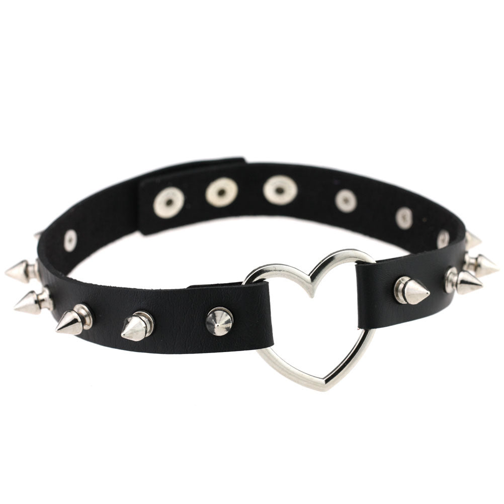 Women's Soft Spike Rivet Leather Peach Heart-shaped Neck Band Necklaces