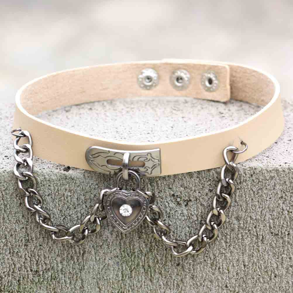Boy's Best Friend Fang Wang Punk Style Heart-shaped Lock Leather Collar