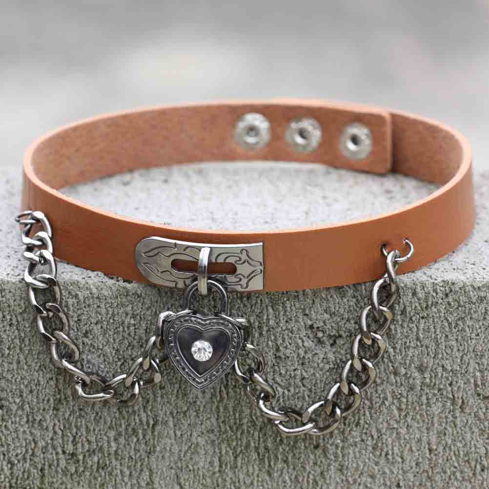 Boy's Best Friend Fang Wang Punk Style Heart-shaped Lock Leather Collar