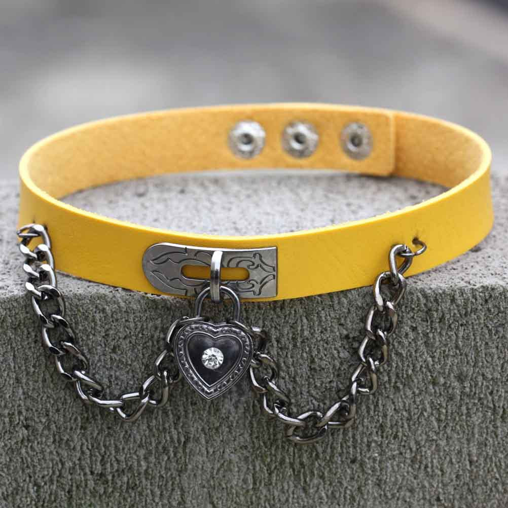 Boy's Best Friend Fang Wang Punk Style Heart-shaped Lock Leather Collar