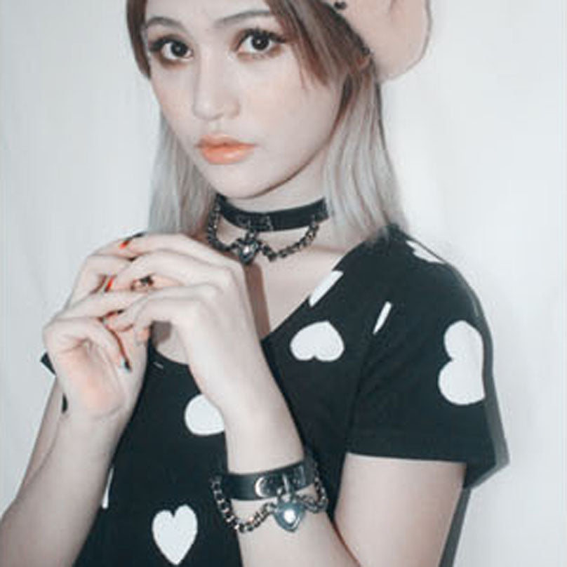 Boy's Best Friend Fang Wang Punk Style Heart-shaped Lock Leather Collar