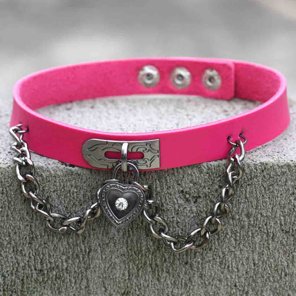 Boy's Best Friend Fang Wang Punk Style Heart-shaped Lock Leather Collar