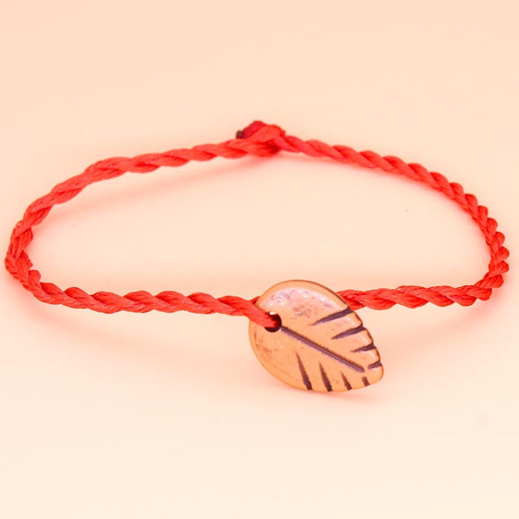 Imitation Peach Wood Red Rope 2 Yuan Store Promotional Novelties Bracelets