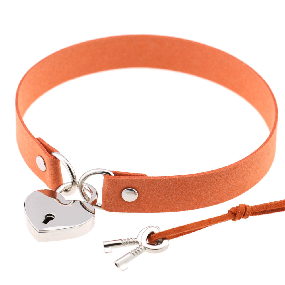 Simple Punk Sexy Bound Peach Heart Collar