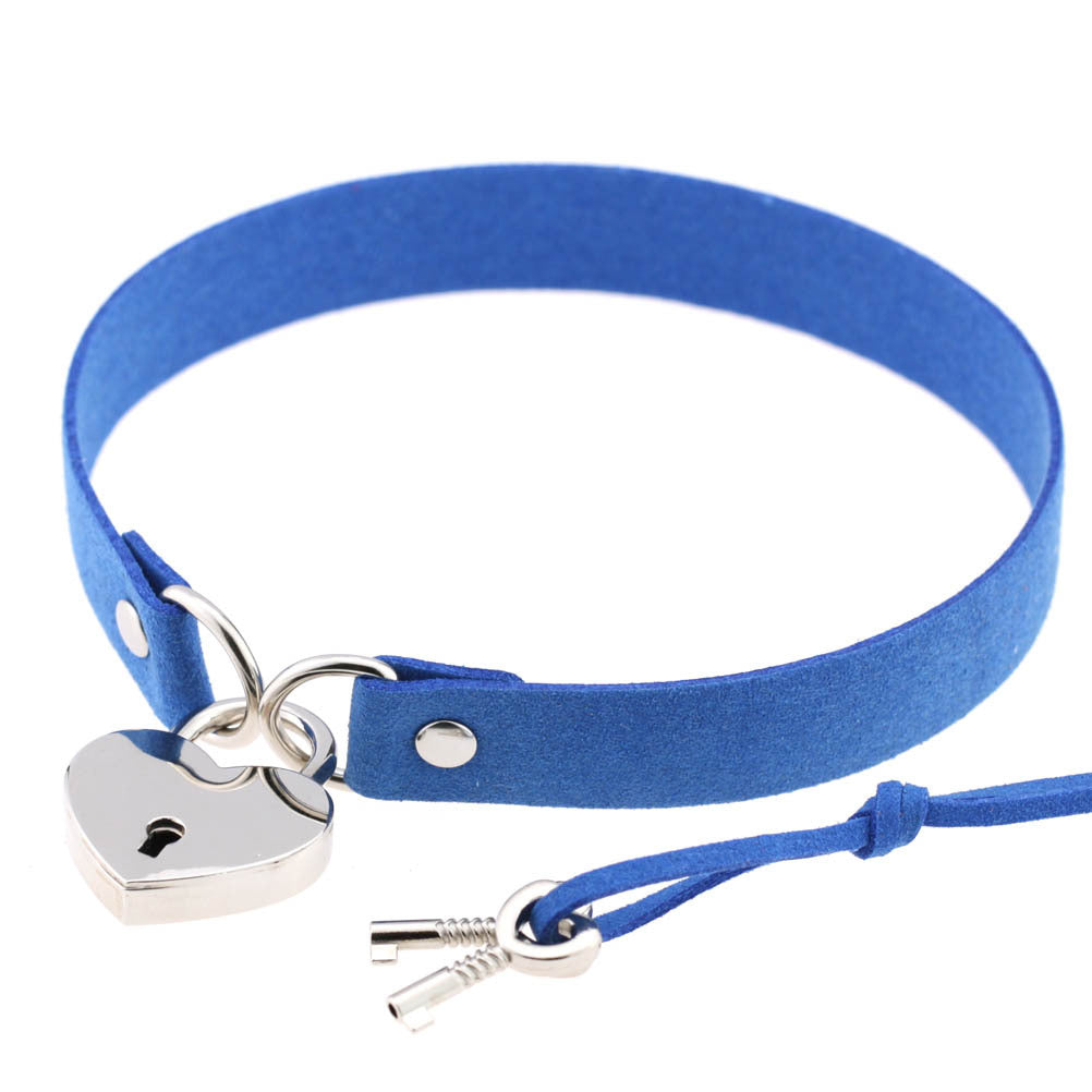 Simple Punk Sexy Bound Peach Heart Collar