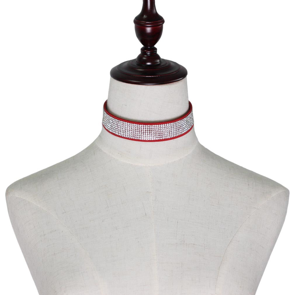 Diamond Veet Neck Element Band Short Clavicle Collar