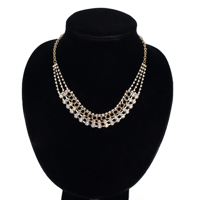 Women's Crystal Short Clavicle Chain Fashion Necklace
