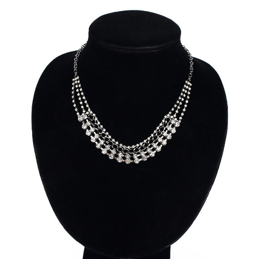 Women's Crystal Short Clavicle Chain Fashion Necklace