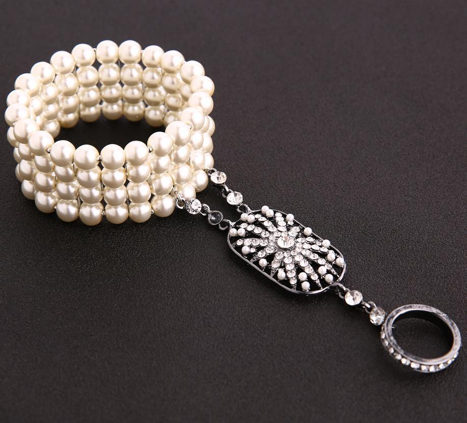 Stylish Amazing Glass Pearl Rhinestone Integrated Bracelets