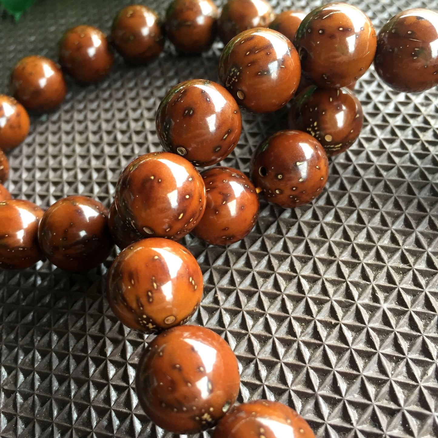 Lucky Rat Bodhi Seed Perfect Circle Bracelet