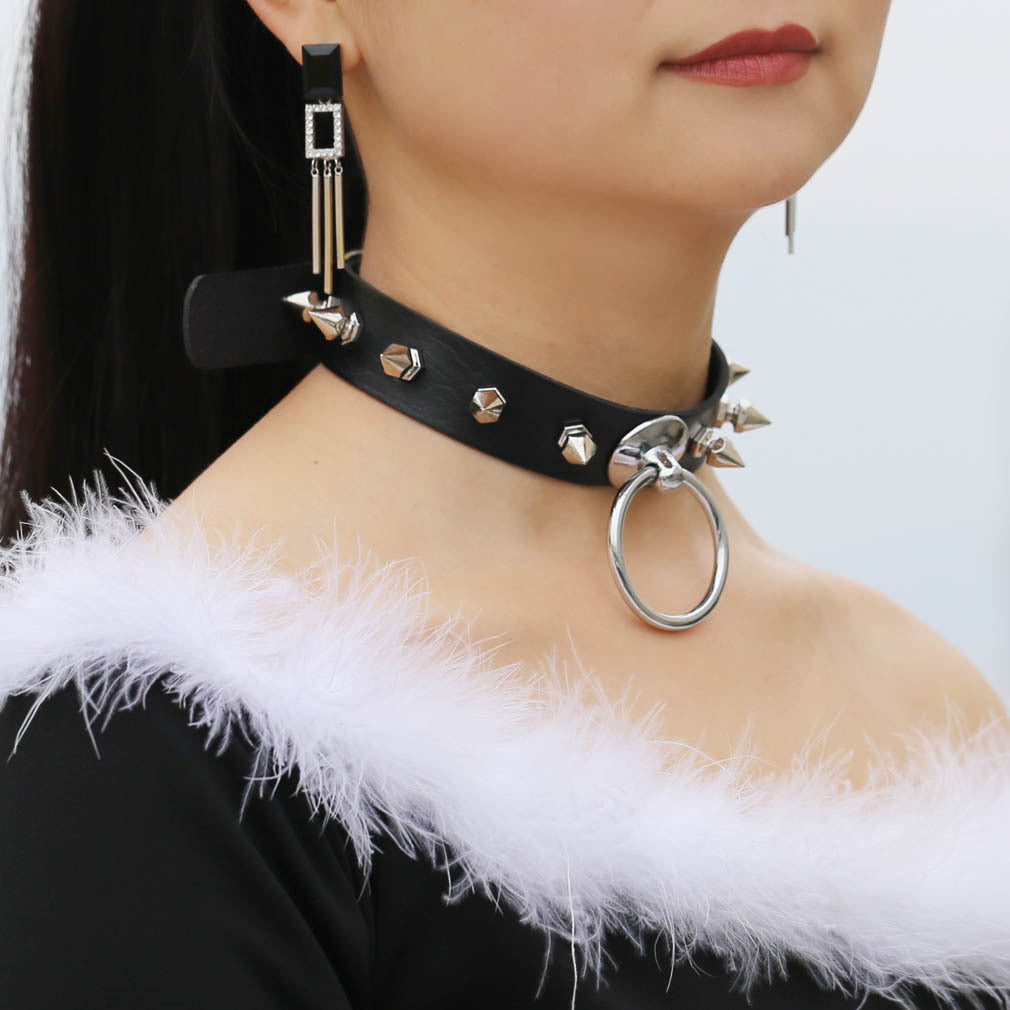 Round Leather Neckband Street Shooting Nightclub Rivet Pointed Nail Neck Collar