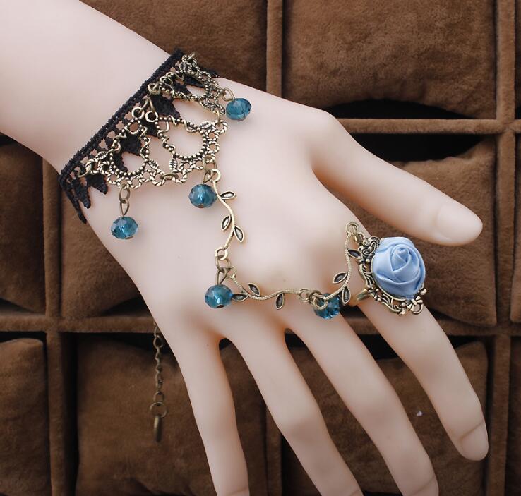 Women's Lolita Elegant Band Integrated Chain Jewelry Bracelets