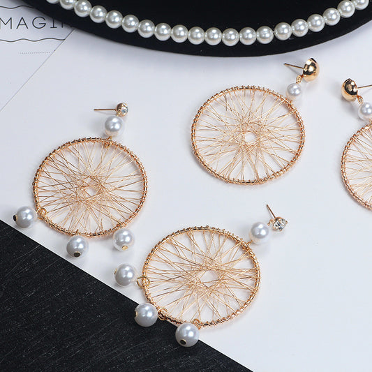 Women's Korean Style Fashionable Mesh Pearl Vintage Weave Metal Big Circle Earrings