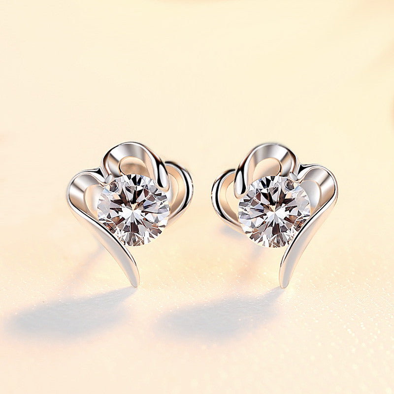 Style Sier Plated Heart-shaped Diamond Fashion Elegant Heart Stud Earrings