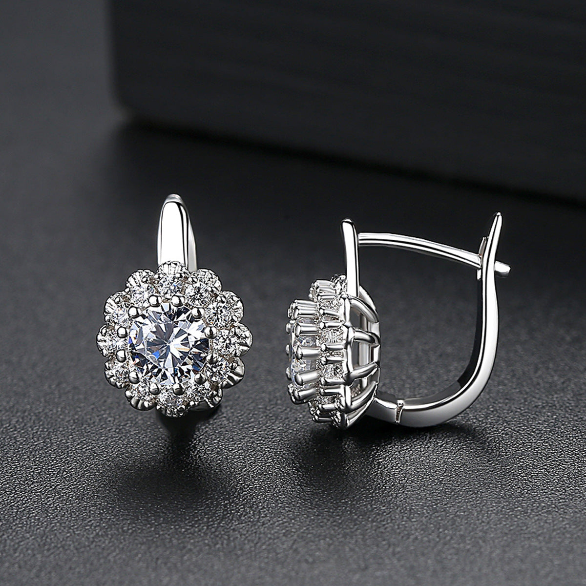 Women's Ear Clips Copper Studded With Zircon Design Fashion Earrings