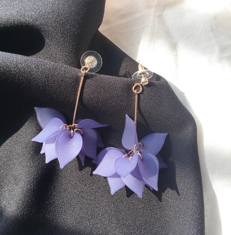 Fresh Lotus Long Personal Korean Style Earrings
