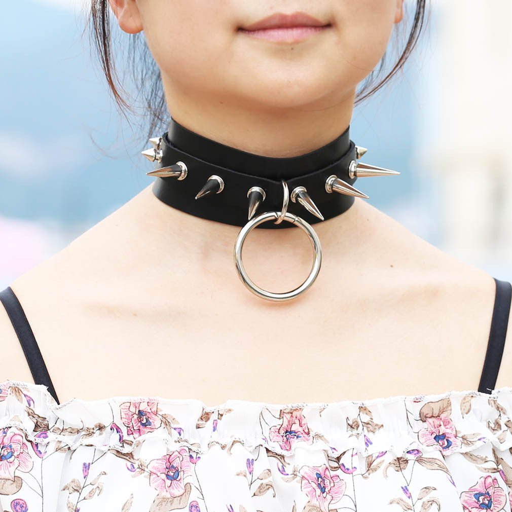 Exaggerated Personalized Style O-shaped Nightclub Bar Street Shot Rivet Pointed Rings