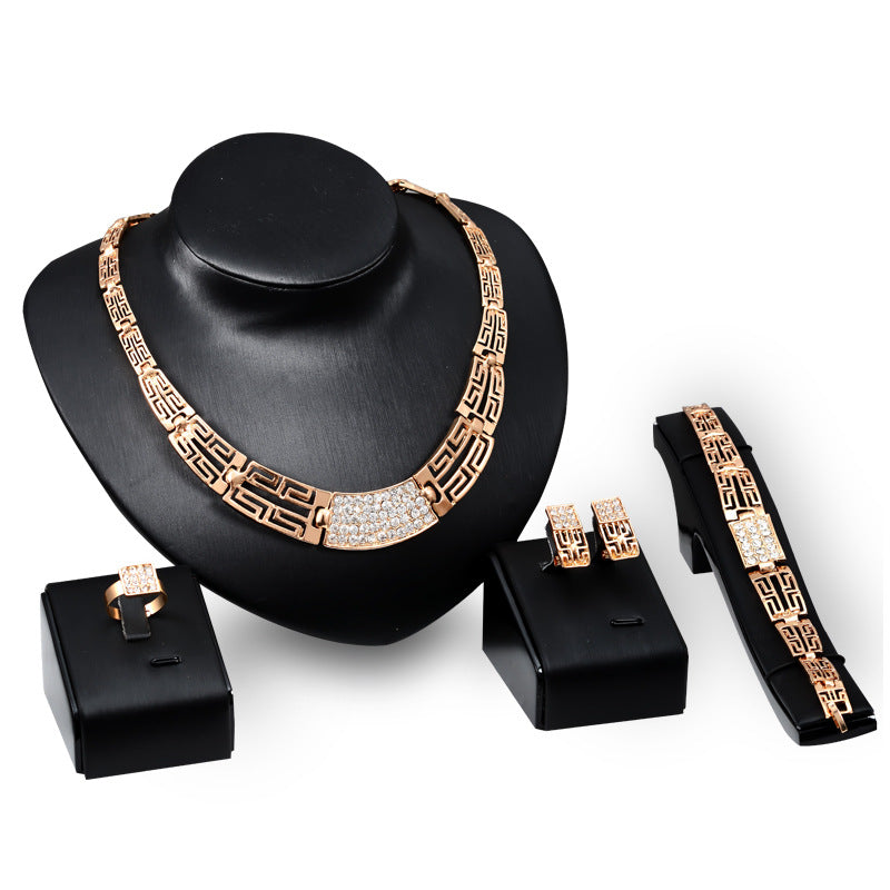 Beautiful Trendy Fashion Gold-plated Full Diamond Rings