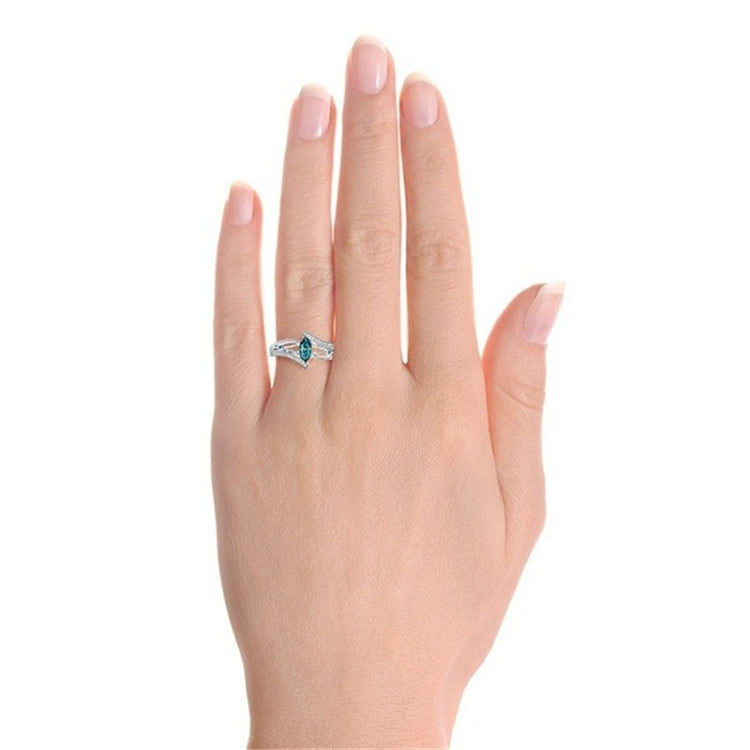 Charming Elegant Luxury Aquamarine Topaz Engagement Ring