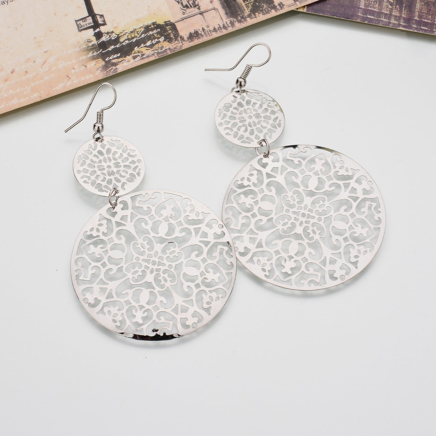 Ladies Holiday Gift Temperament Trend Retro Earrings