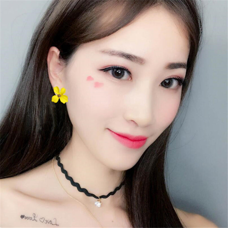 Petal Fresh Temperament Colors Flower Alloy Spray Earrings