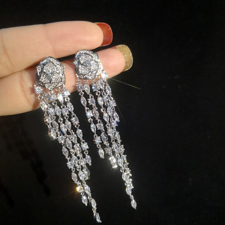Sier Needle Micro Inlaid Zircon Rose Earrings