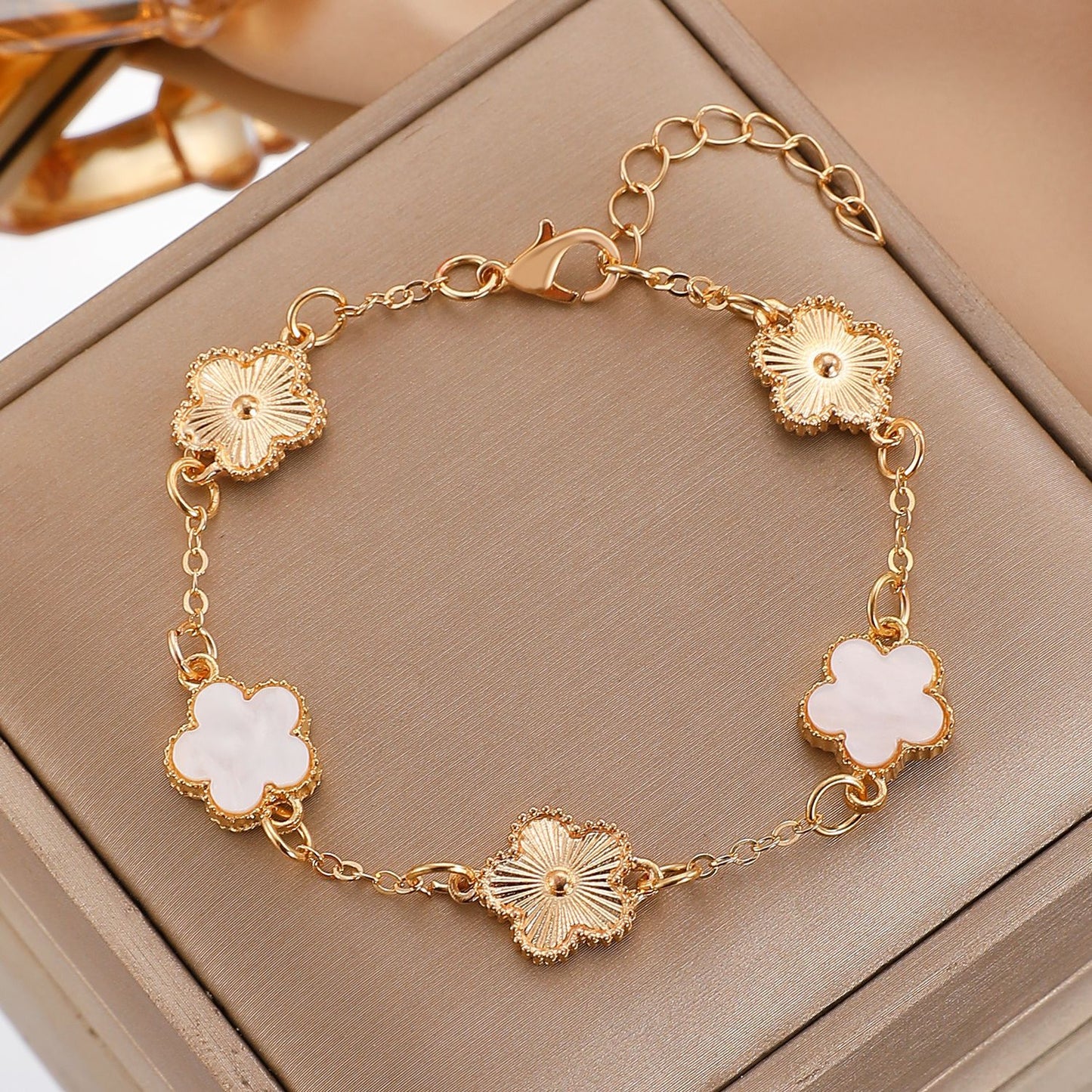 Lucky Flower Parthenocissus Grass Ear Female Jewelry Set